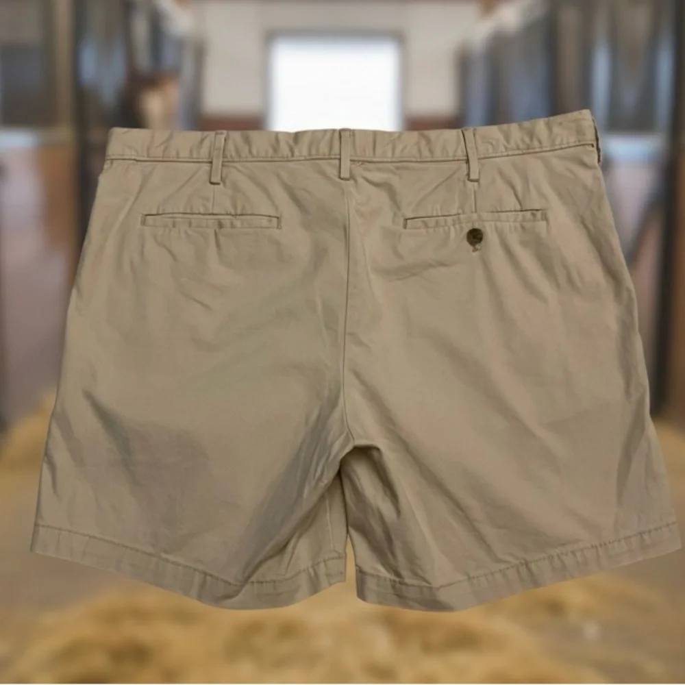 LIKE NEW! Banana Republic Lived-In Khaki Chino Shorts